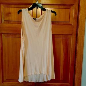 Adorable Banana Republic tank, size xl, pink.